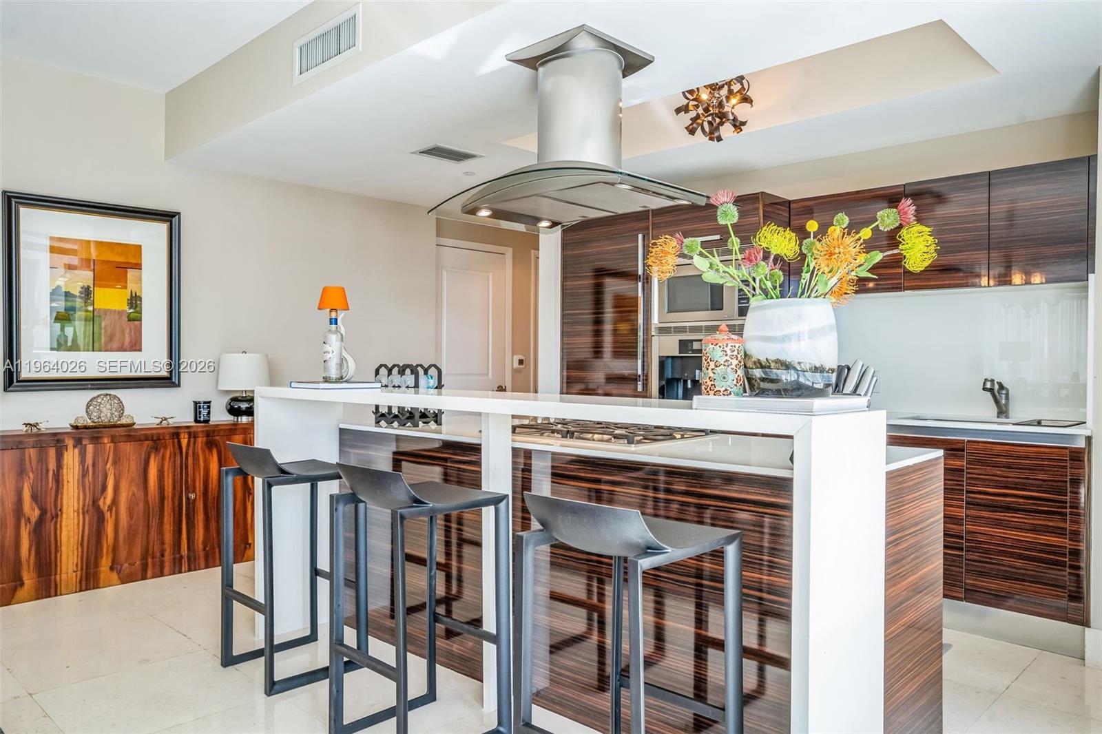 THE CARIBBEAN CONDO - Residential Lease