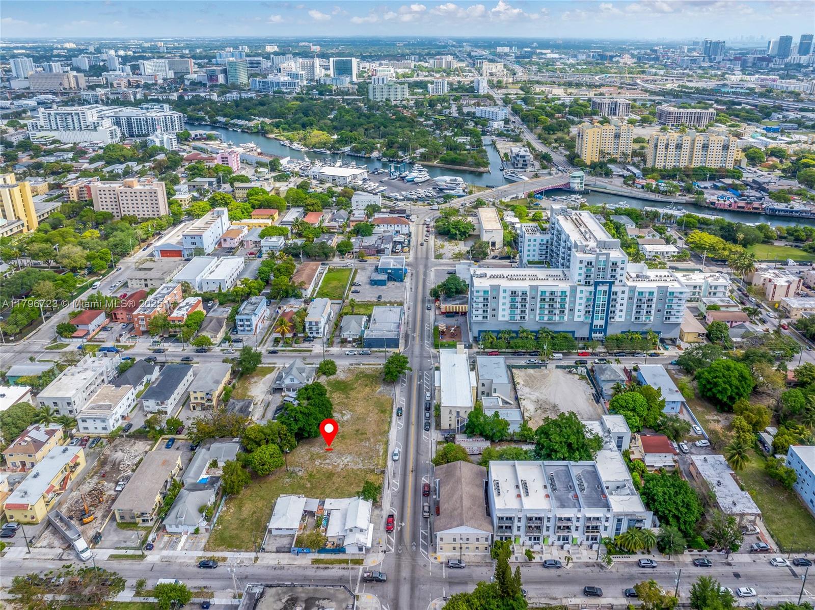 140 NW 8th Ave