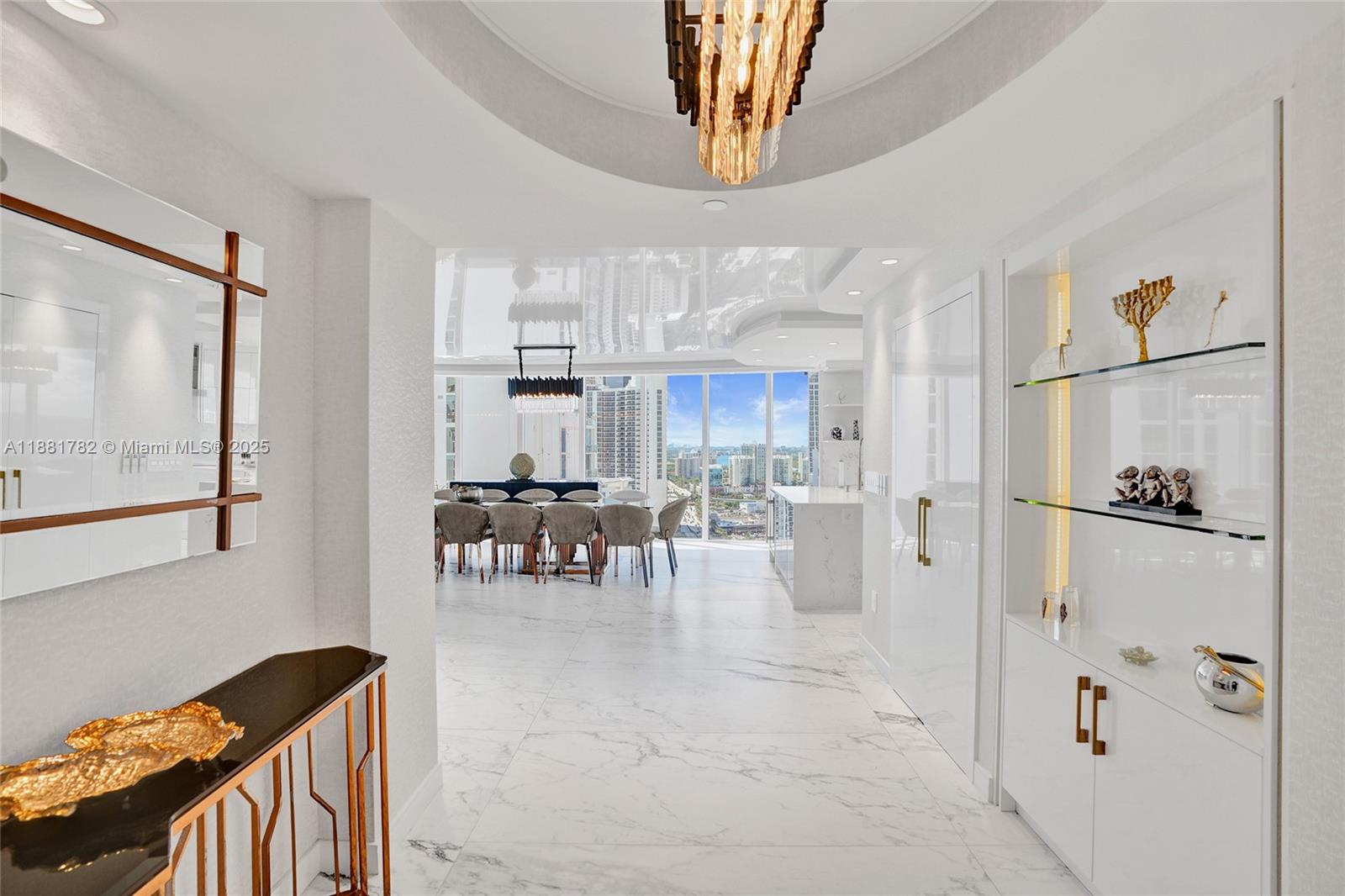 THE PINNACLE CONDO - Residential