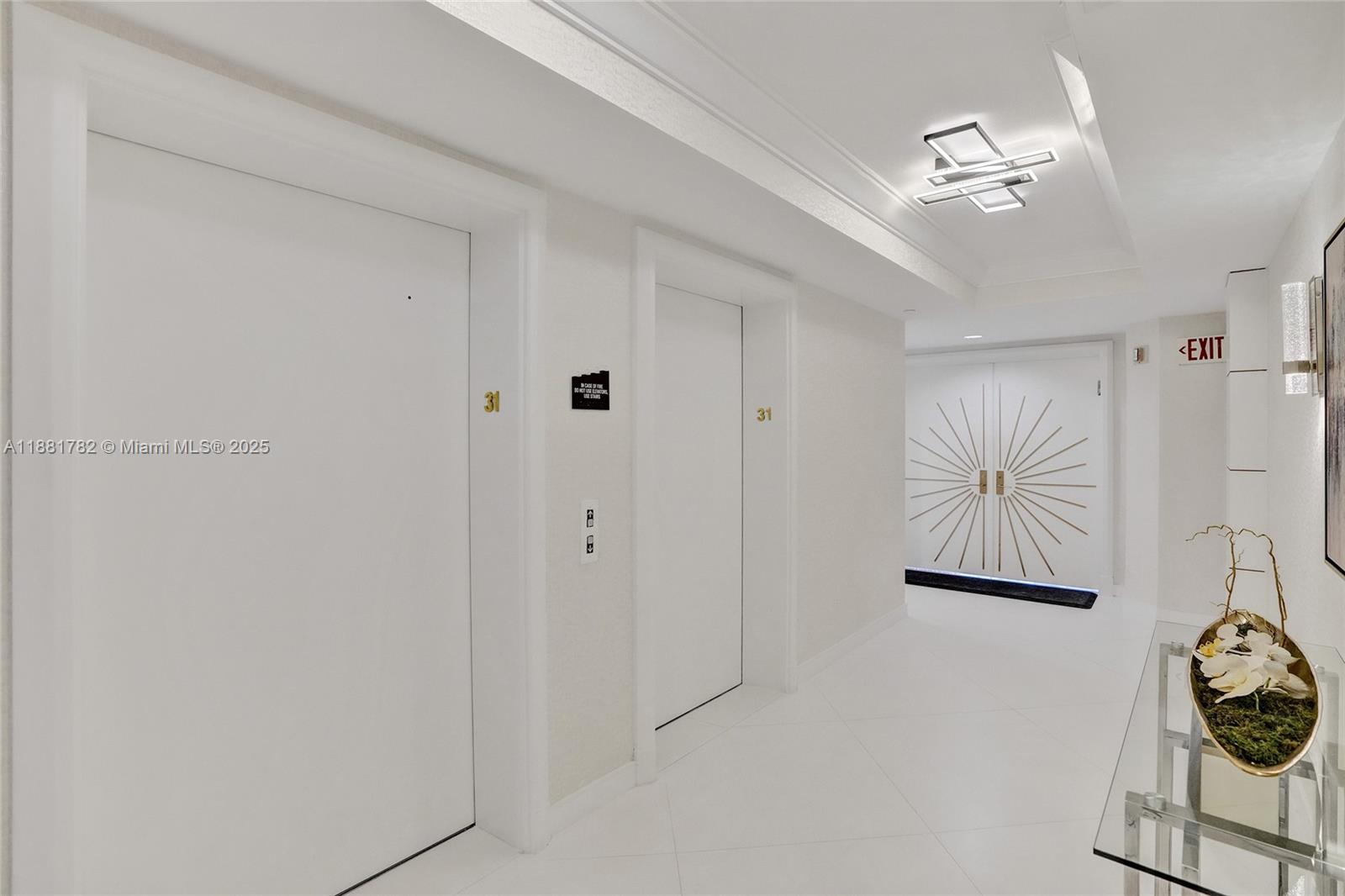 THE PINNACLE CONDO - Residential