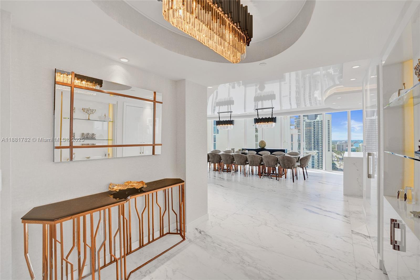 THE PINNACLE CONDO - Residential