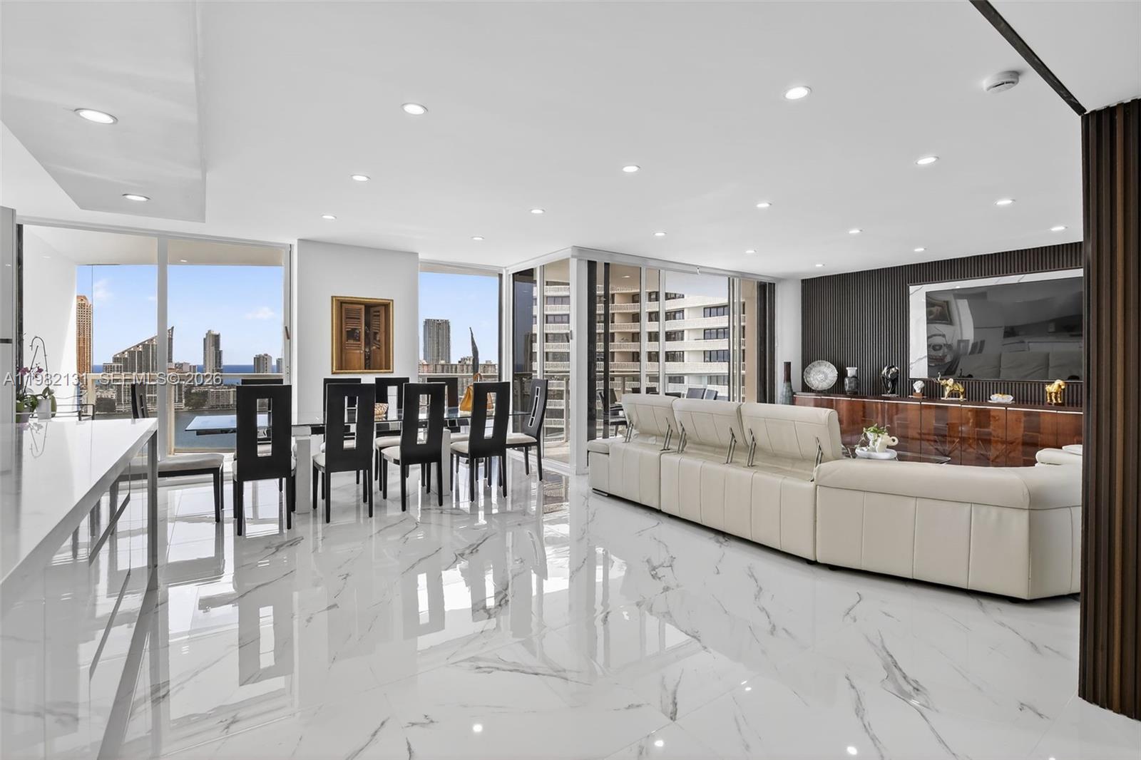 4000 ISL BLVD WILLIAMS IS - Residential