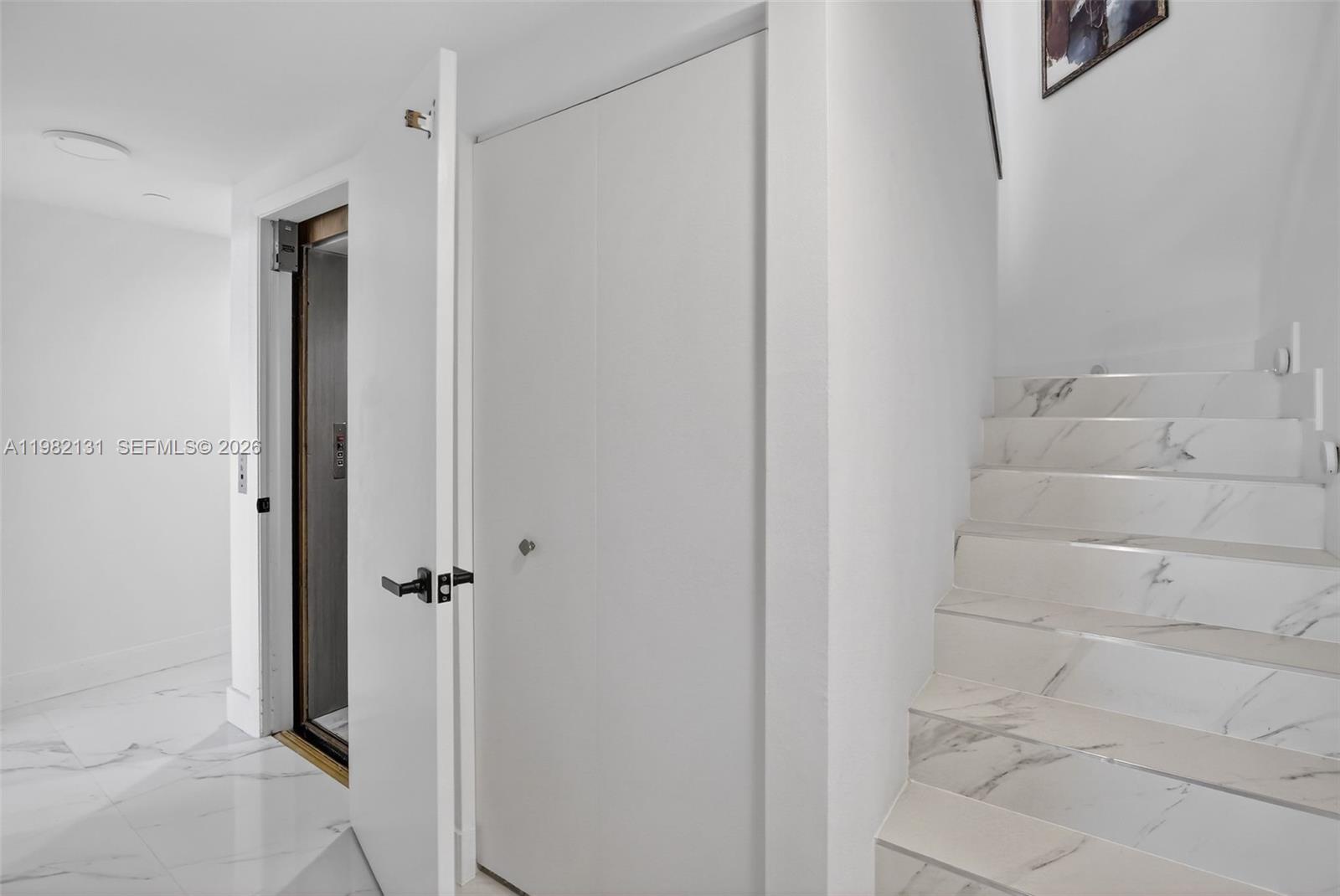 4000 ISL BLVD WILLIAMS IS - Residential