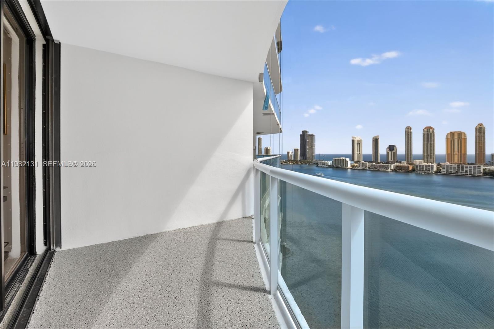 4000 ISL BLVD WILLIAMS IS - Residential