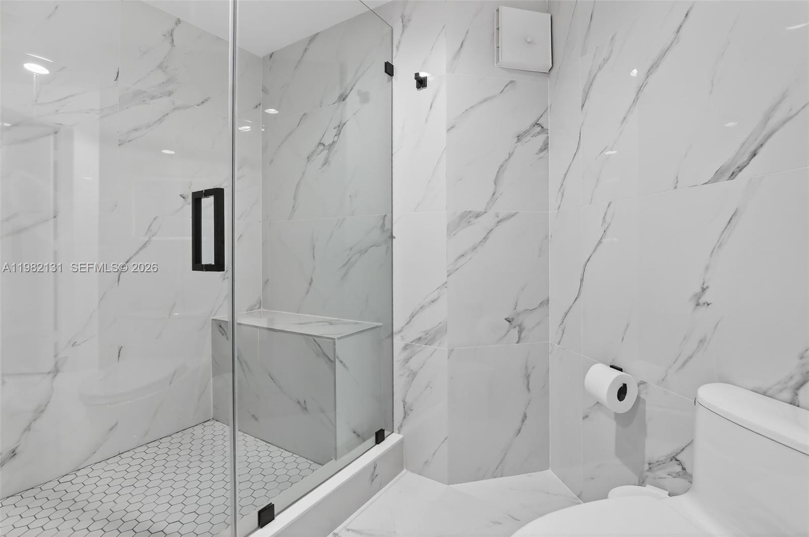 4000 ISL BLVD WILLIAMS IS - Residential