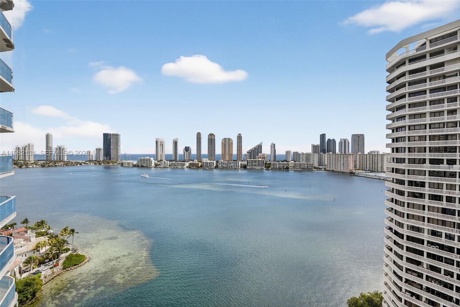 4000 ISL BLVD WILLIAMS IS - Residential