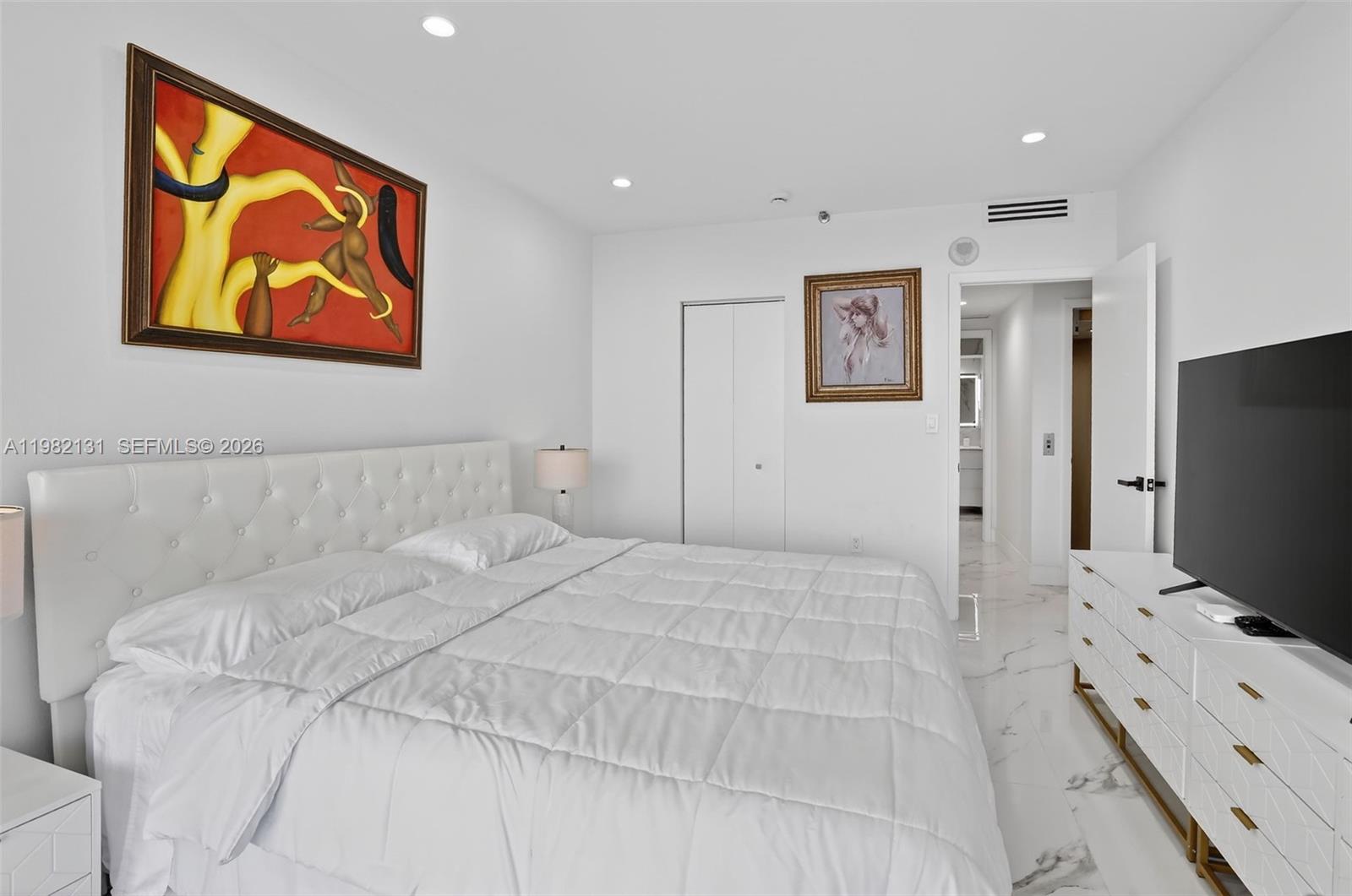 4000 ISL BLVD WILLIAMS IS - Residential