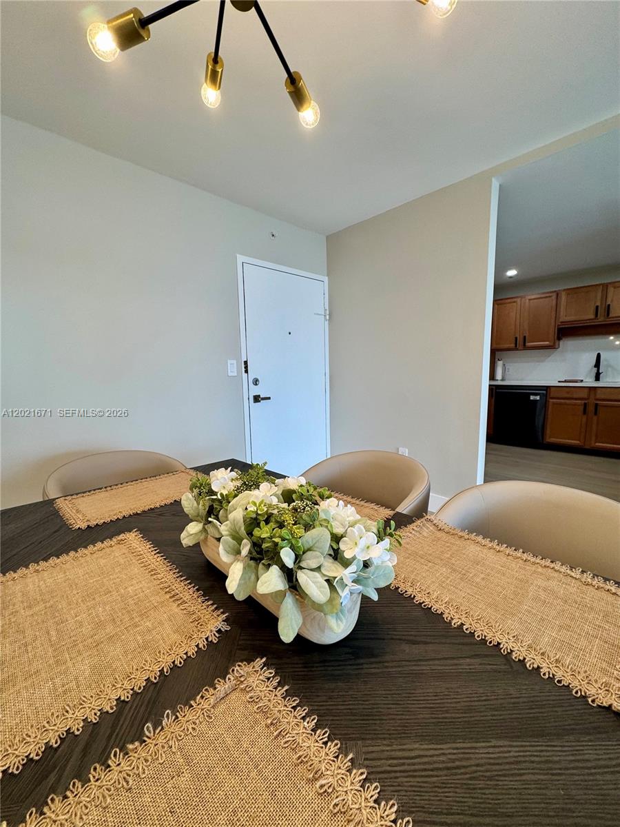 ADMIRALS PORT CONDO WEST - Residential