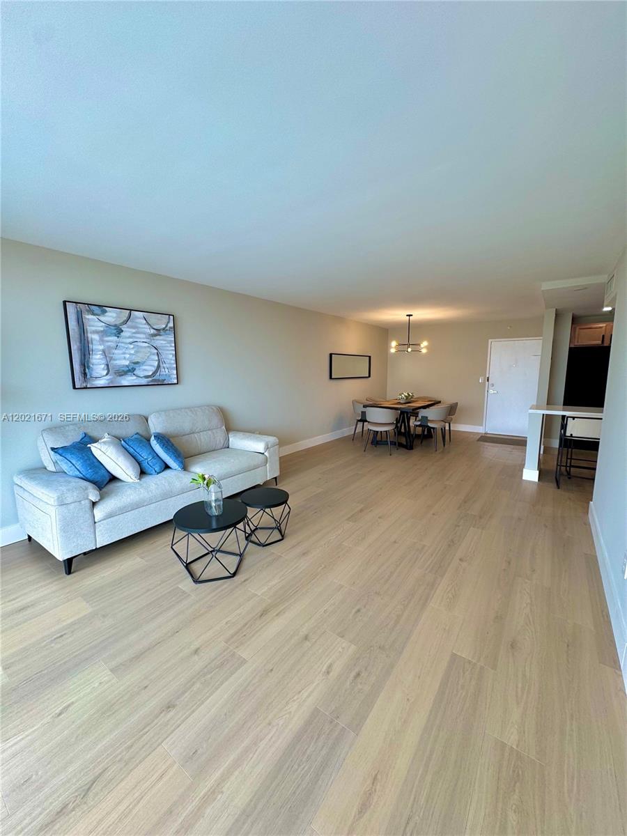 ADMIRALS PORT CONDO WEST - Residential