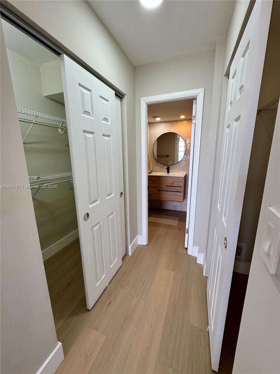 ADMIRALS PORT CONDO WEST - Residential