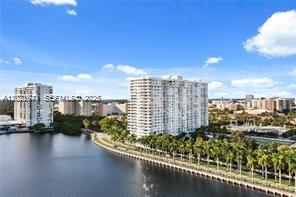 ADMIRALS PORT CONDO WEST - Residential
