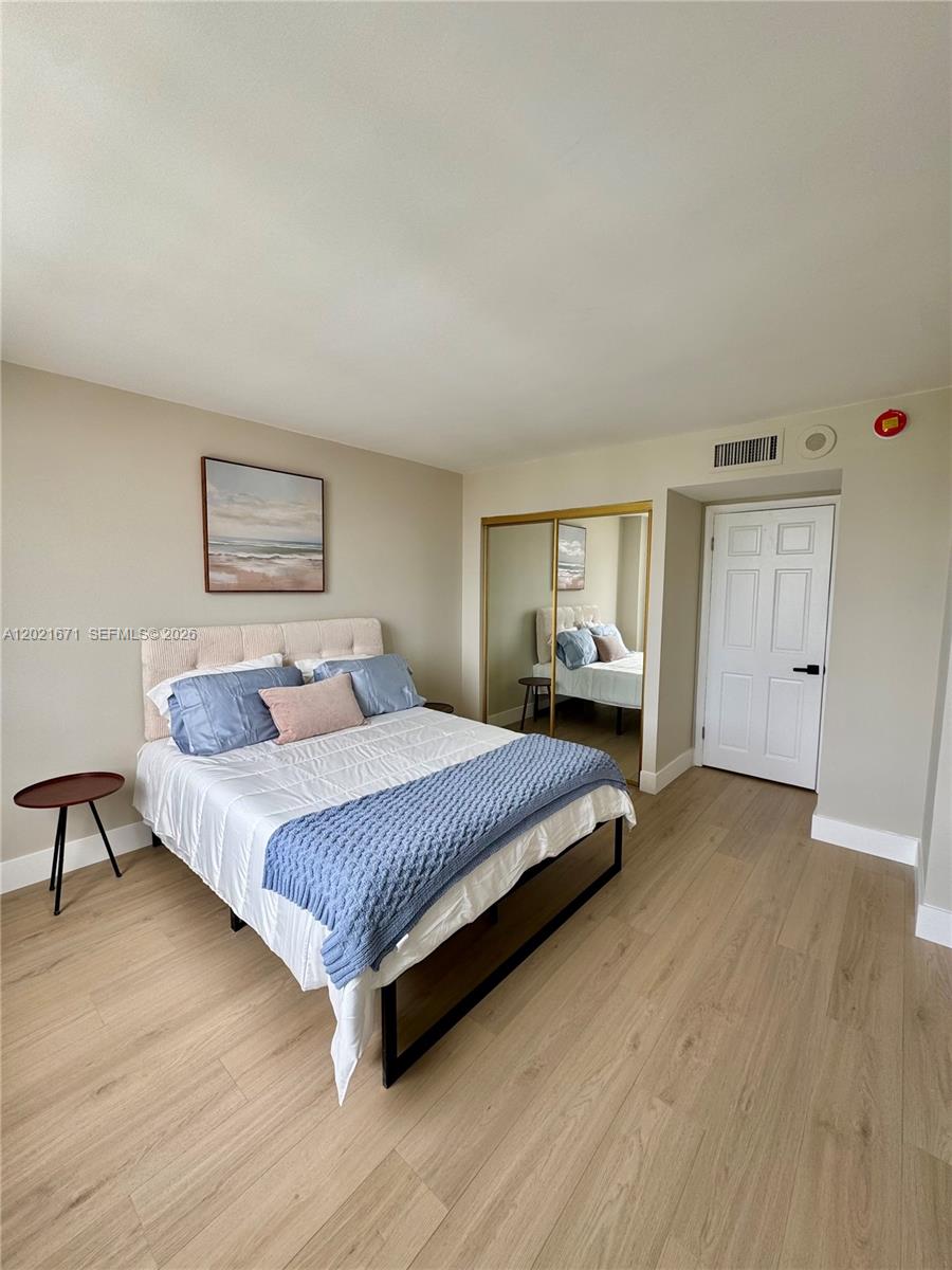 ADMIRALS PORT CONDO WEST - Residential