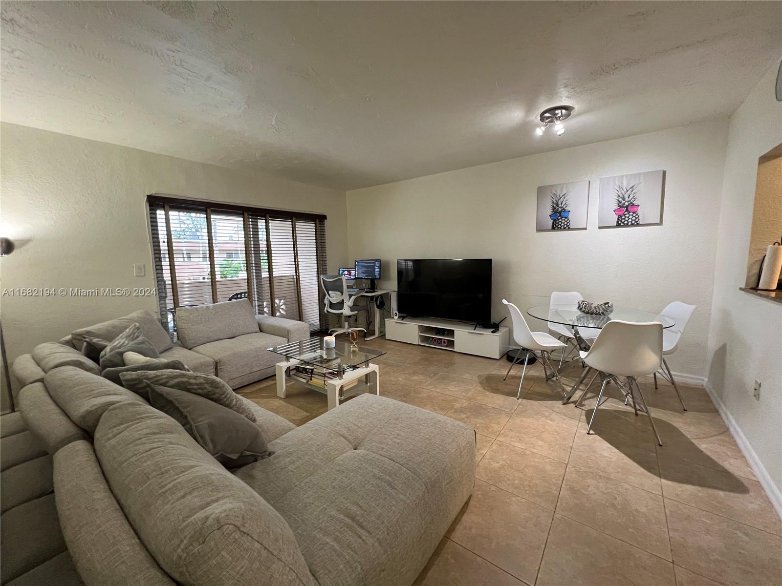 VILLAGIO AT PALMETTO BAY - Residential Lease