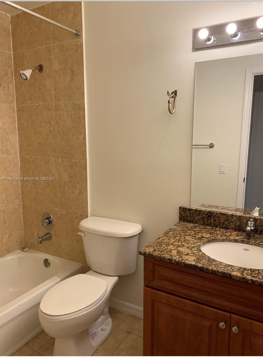 VILLAGIO AT PALMETTO BAY - Residential Lease