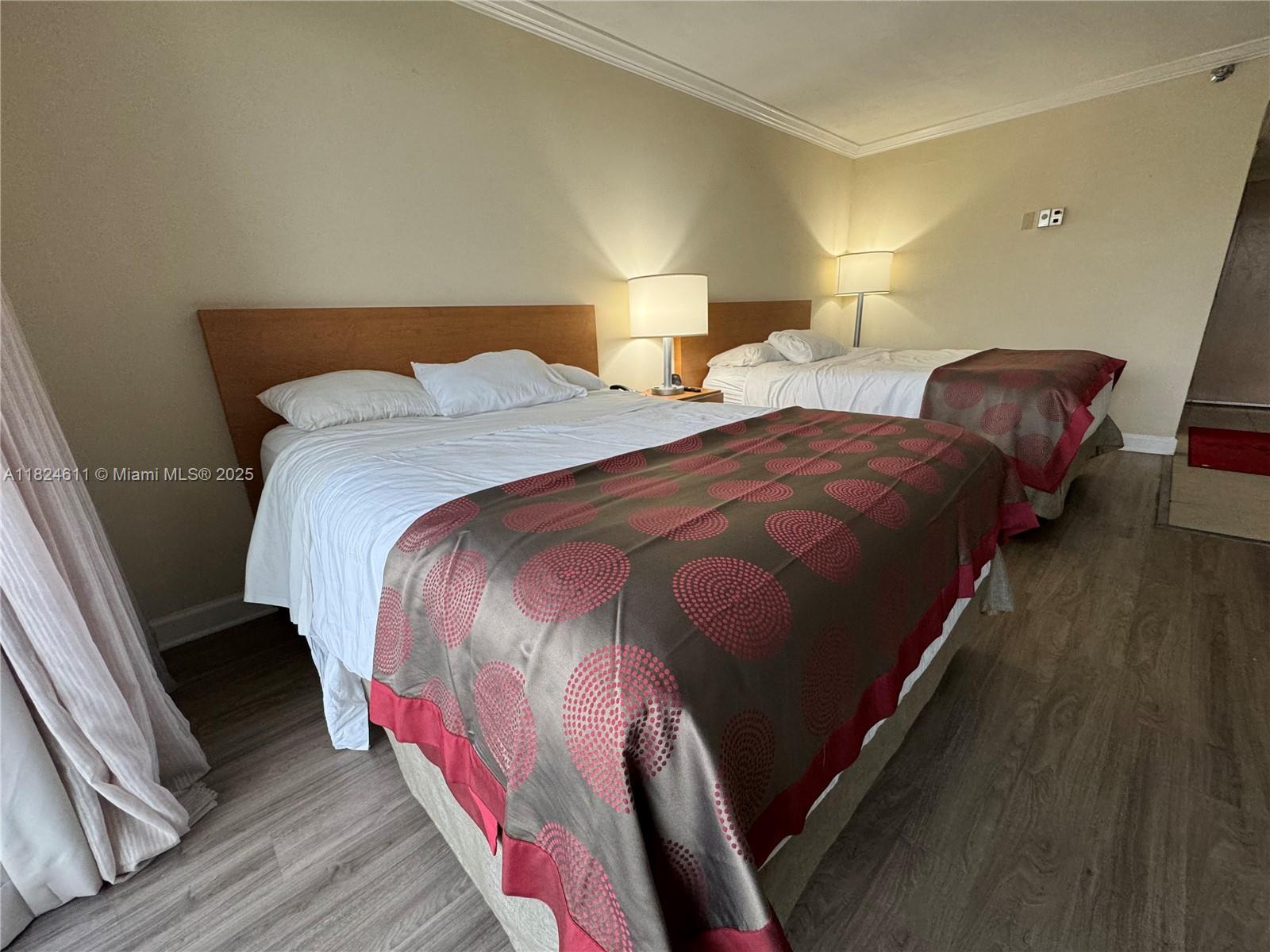 THE AVENTURA BEACH CLUB C - Residential