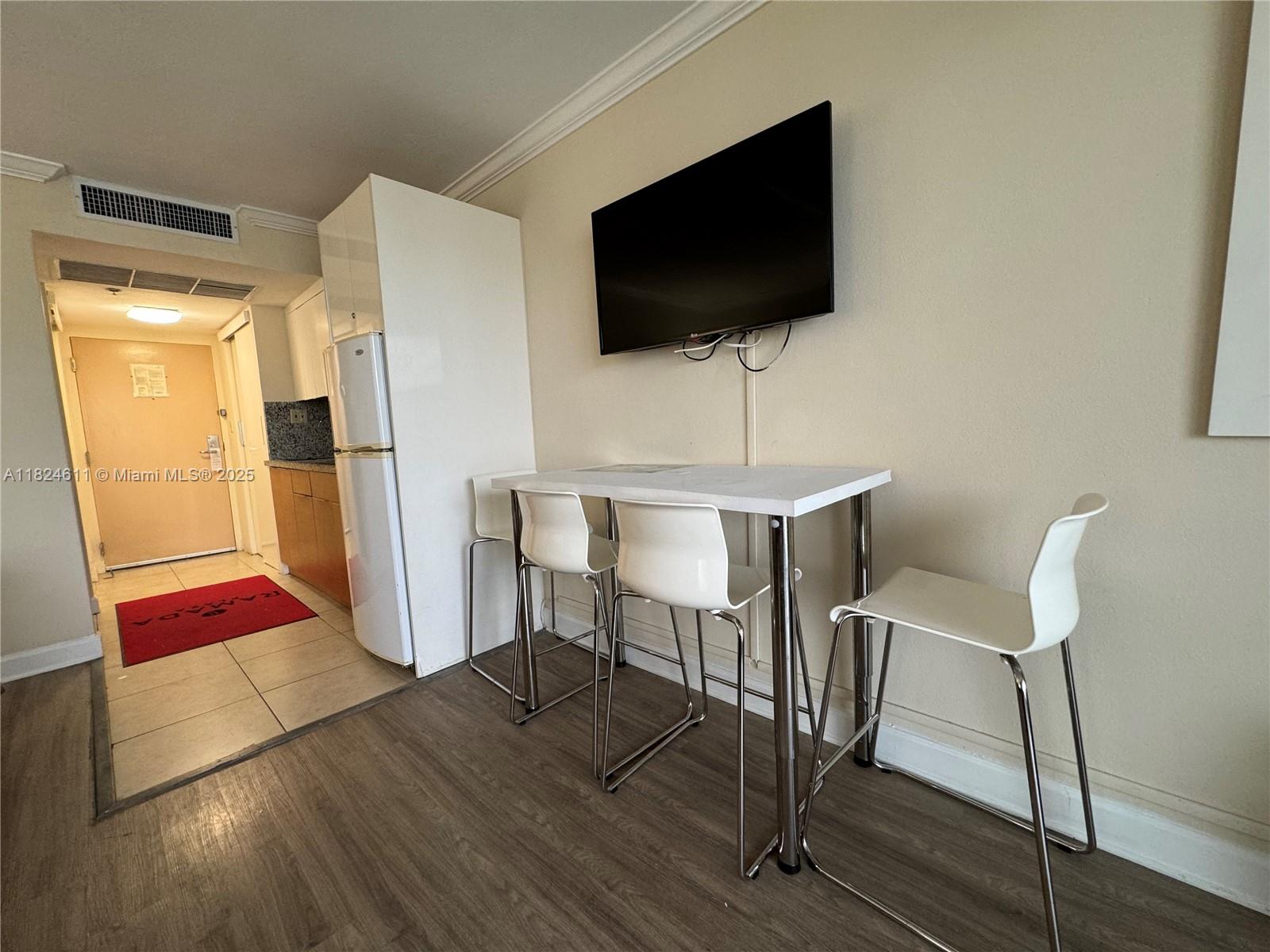 THE AVENTURA BEACH CLUB C - Residential