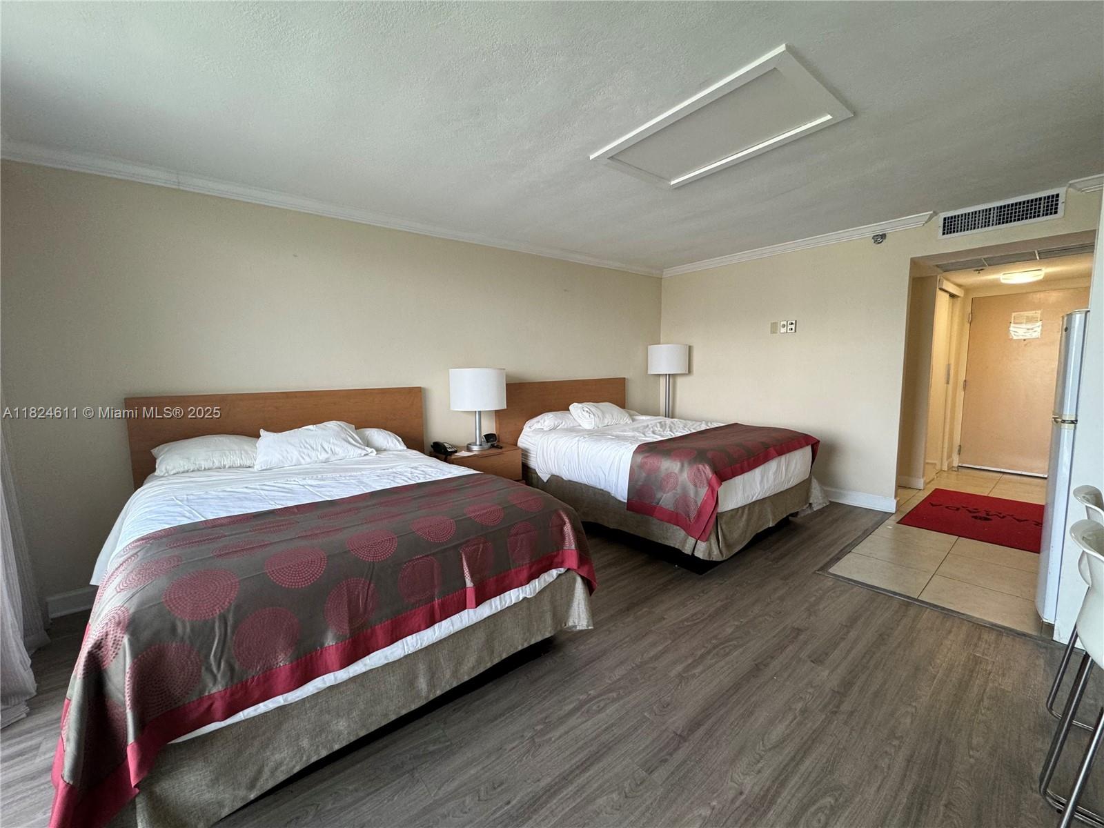 THE AVENTURA BEACH CLUB C - Residential