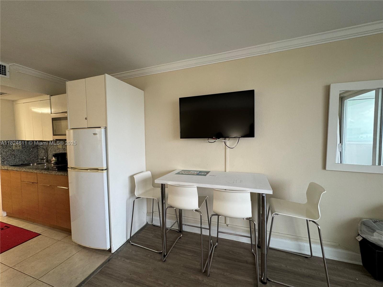 THE AVENTURA BEACH CLUB C - Residential