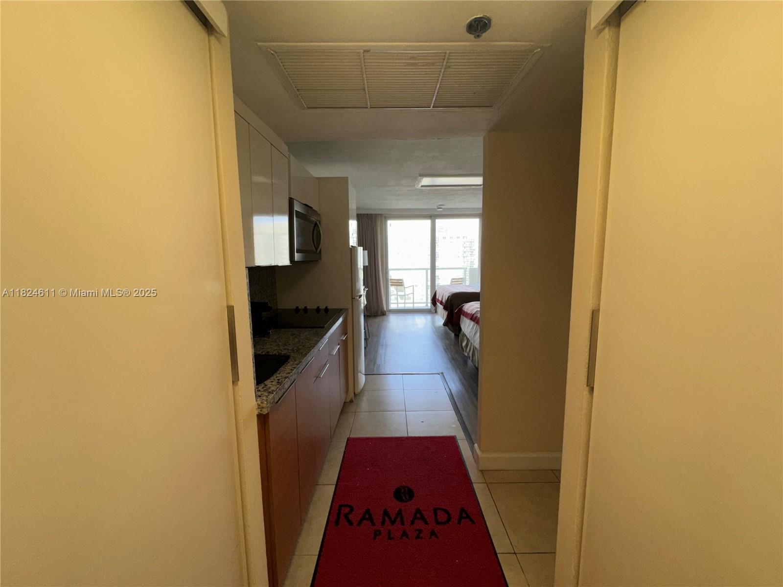 THE AVENTURA BEACH CLUB C - Residential