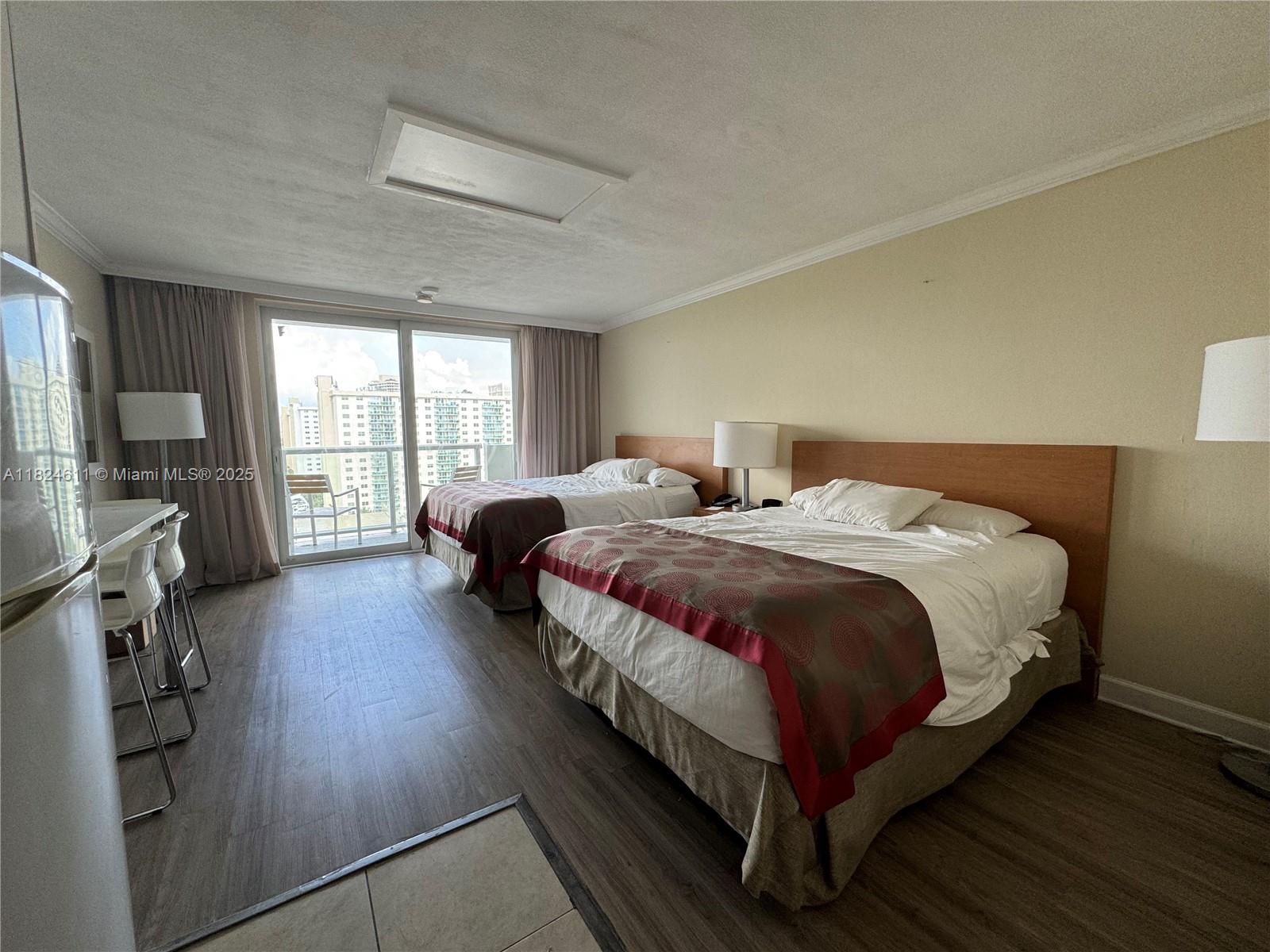 THE AVENTURA BEACH CLUB C - Residential