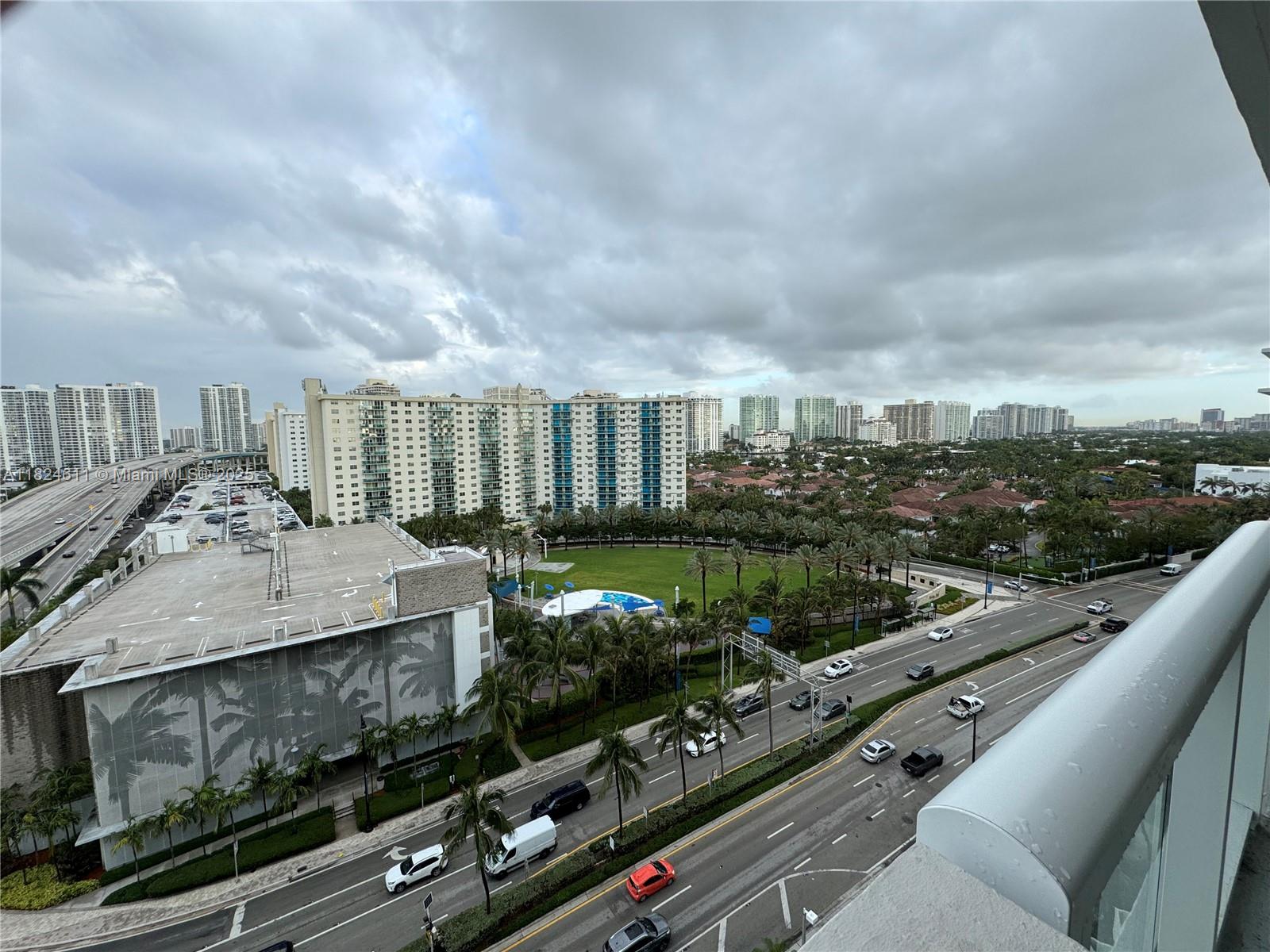 19201 Collins Ave 1137, Sunny Isles Beach, FL, 33160/$150,000 2 19201 Collins Ave 1137