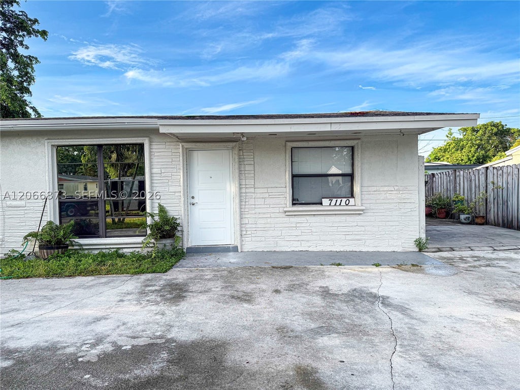 Photo of 7110 Custer St #1, Hollywood, FL 33024 (MLS # A12066873)