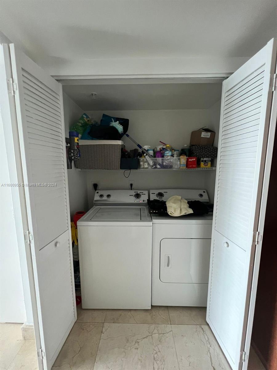 31 SE 5th St 2809
