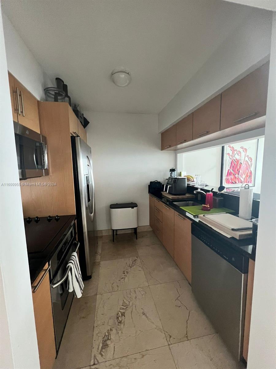 31 SE 5th St 2809