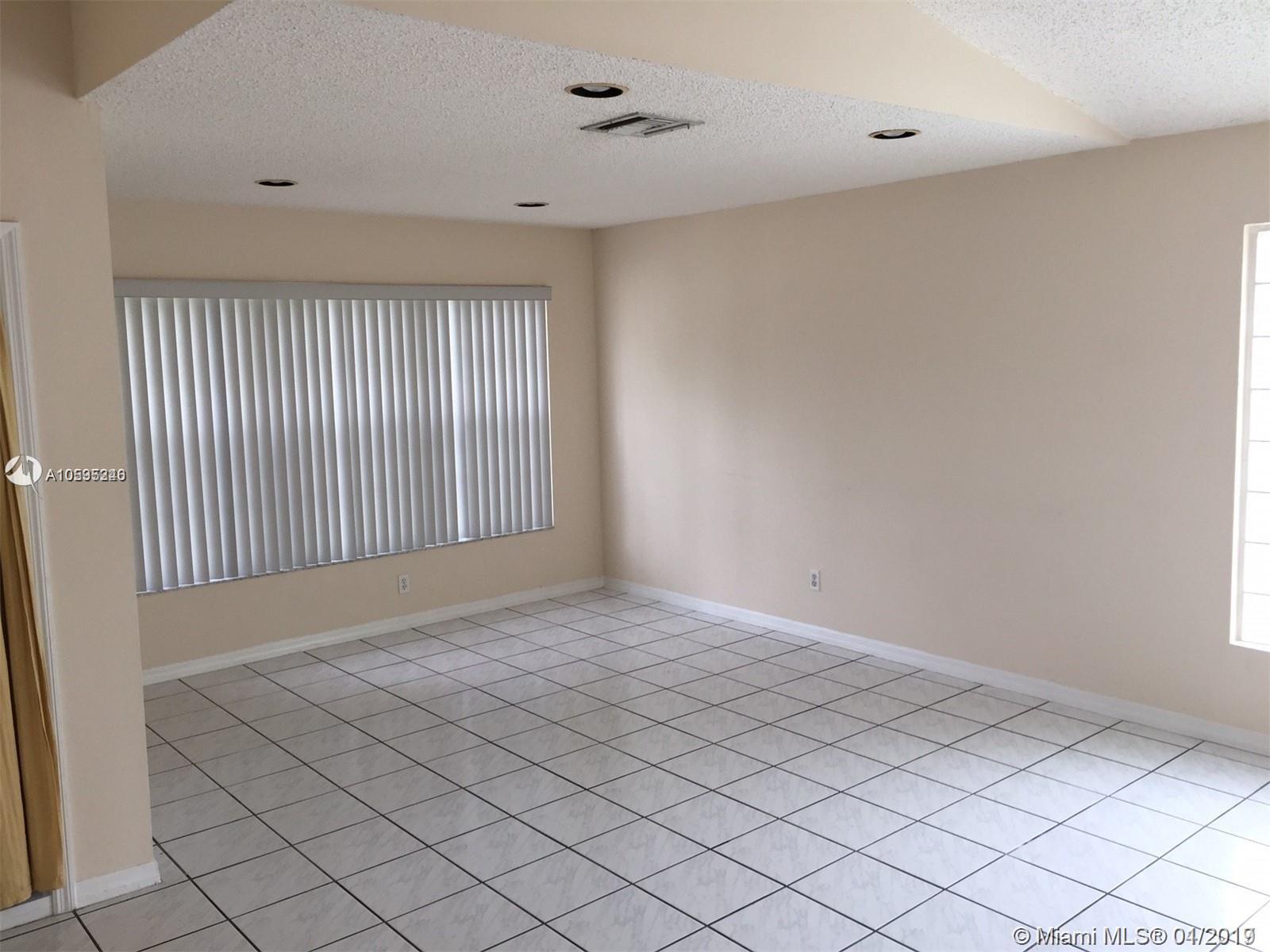 SILVER LAKES AT PEMBROKE - Residential Lease