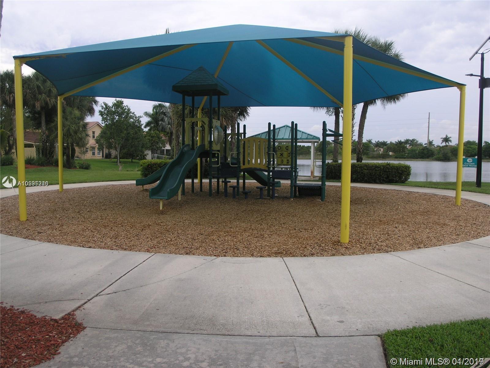 SILVER LAKES AT PEMBROKE - Residential Lease