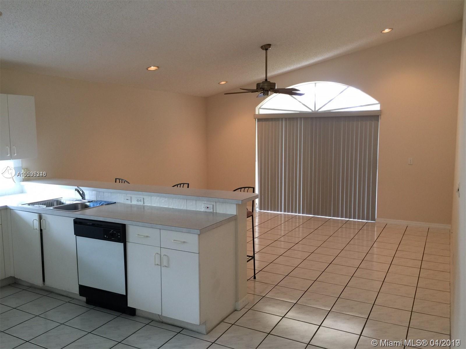 SILVER LAKES AT PEMBROKE - Residential Lease