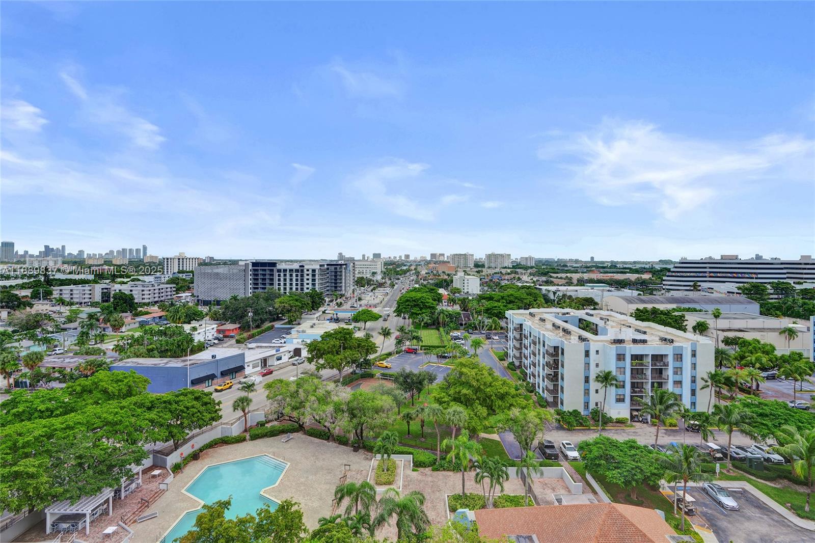GREENWICH PH I CONDO - Residential