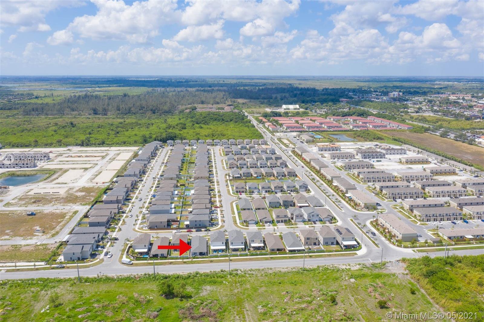 ROYAL HOMES WEST - Residential