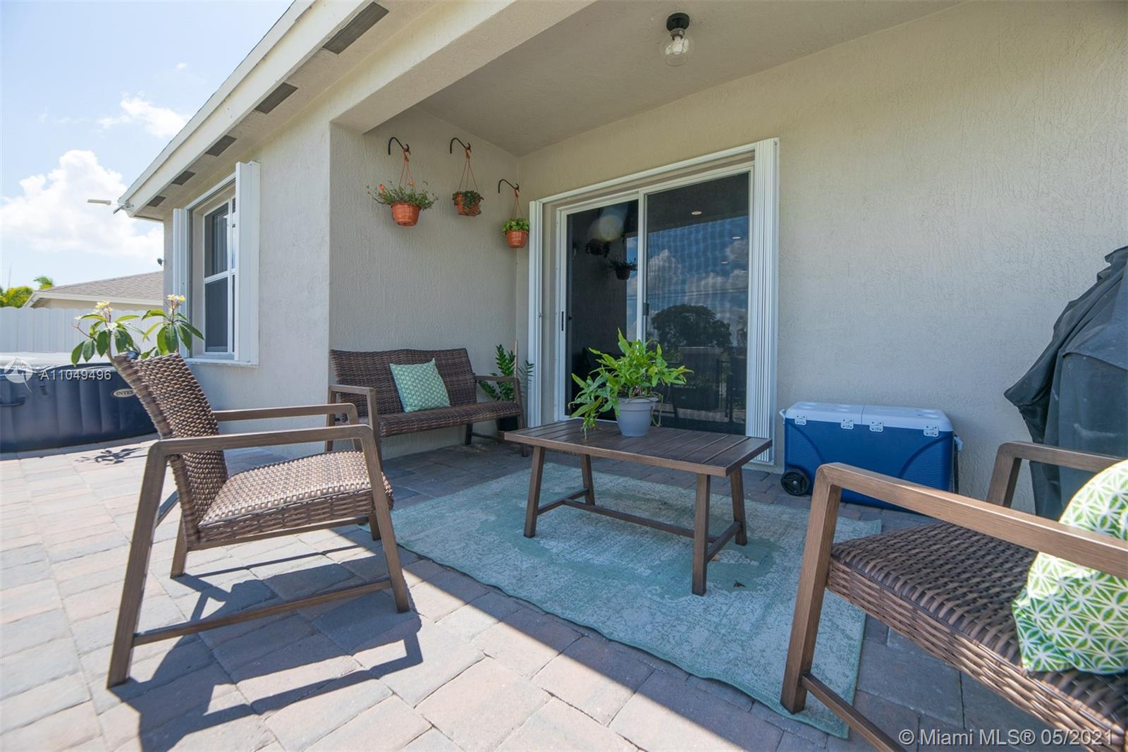 ROYAL HOMES WEST - Residential