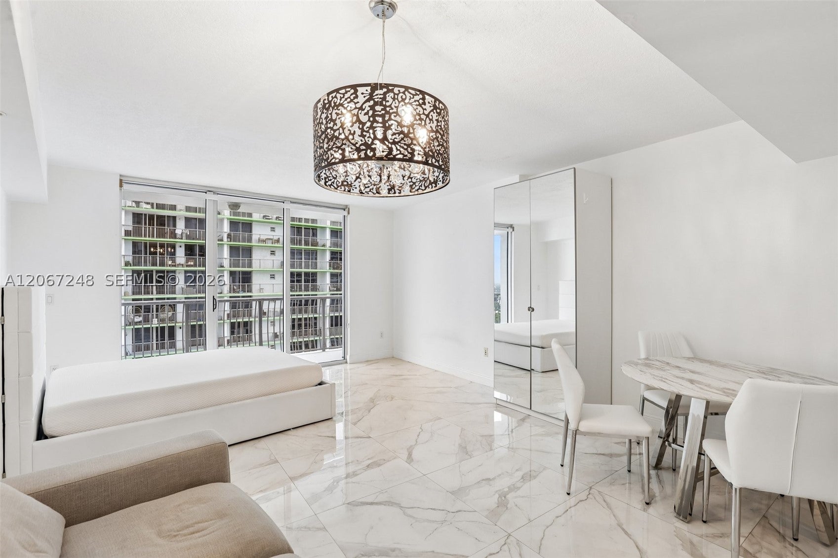 1750 N Bayshore Dr 3207