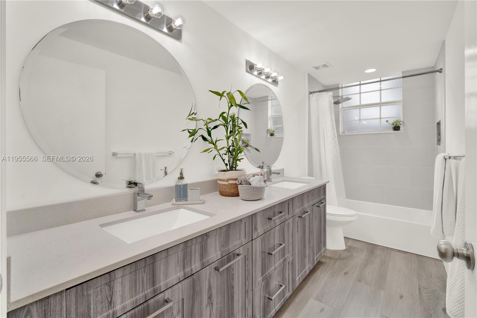 SECTORS 3 & 4 BOUNDARY PL - Residential