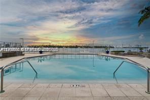 800 West Ave 523