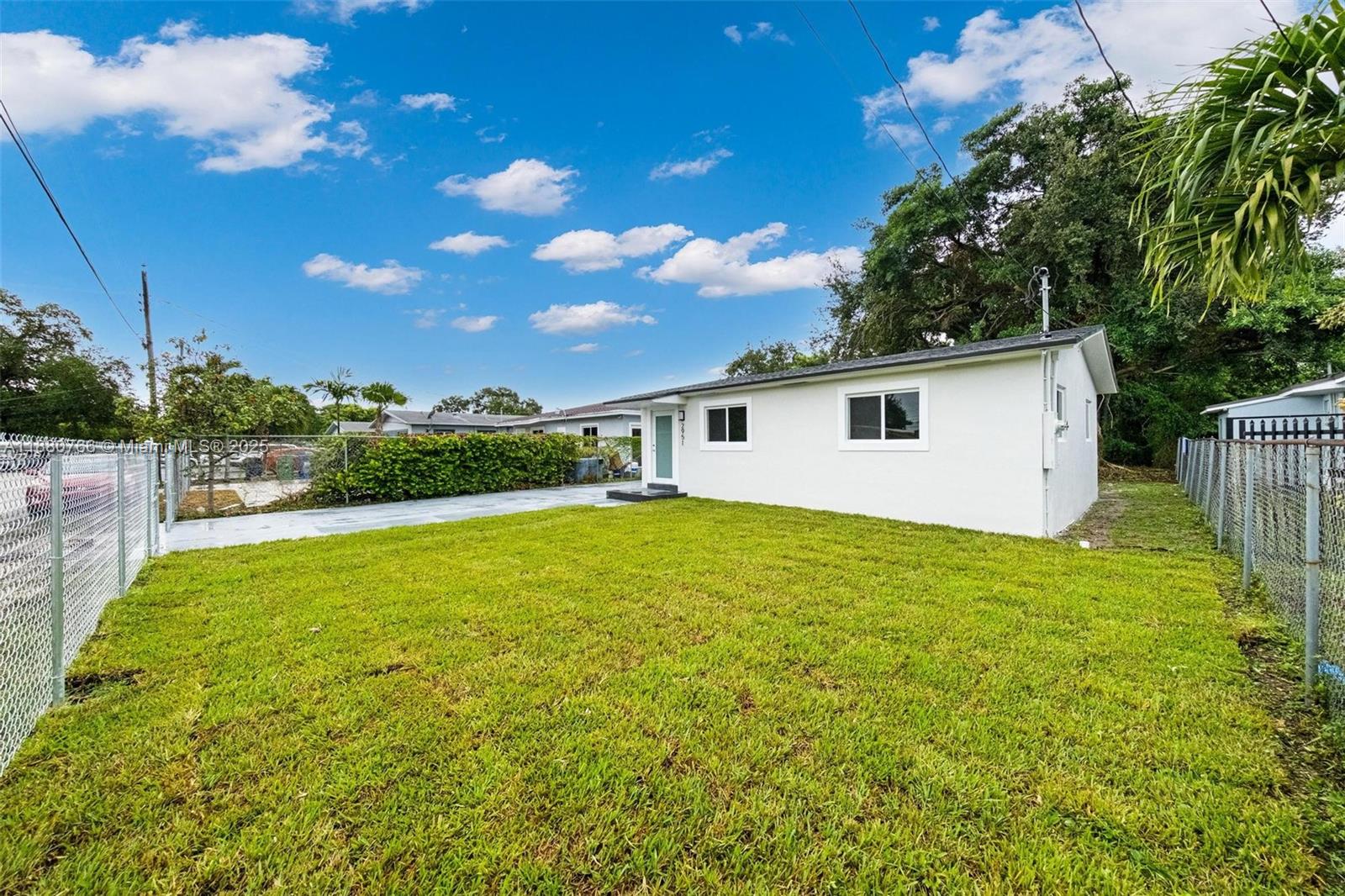 2951 NW 47th St