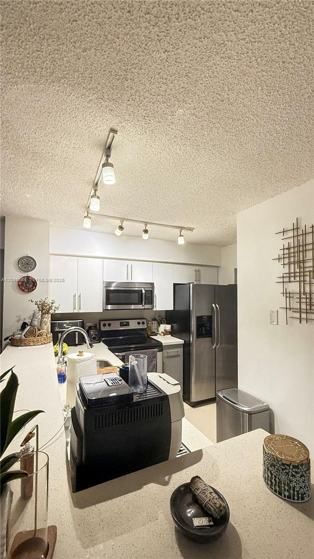 Photo of 530 S Park Rd #12-11, Hollywood, FL 33021 (MLS # A12016664)