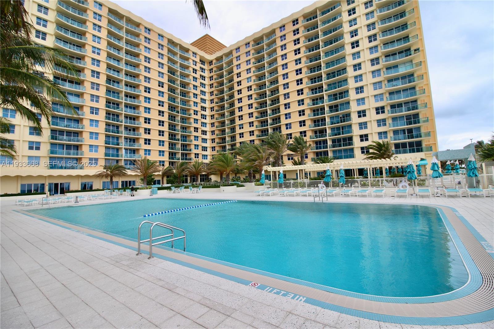 WAVE CONDO - Residential Lease