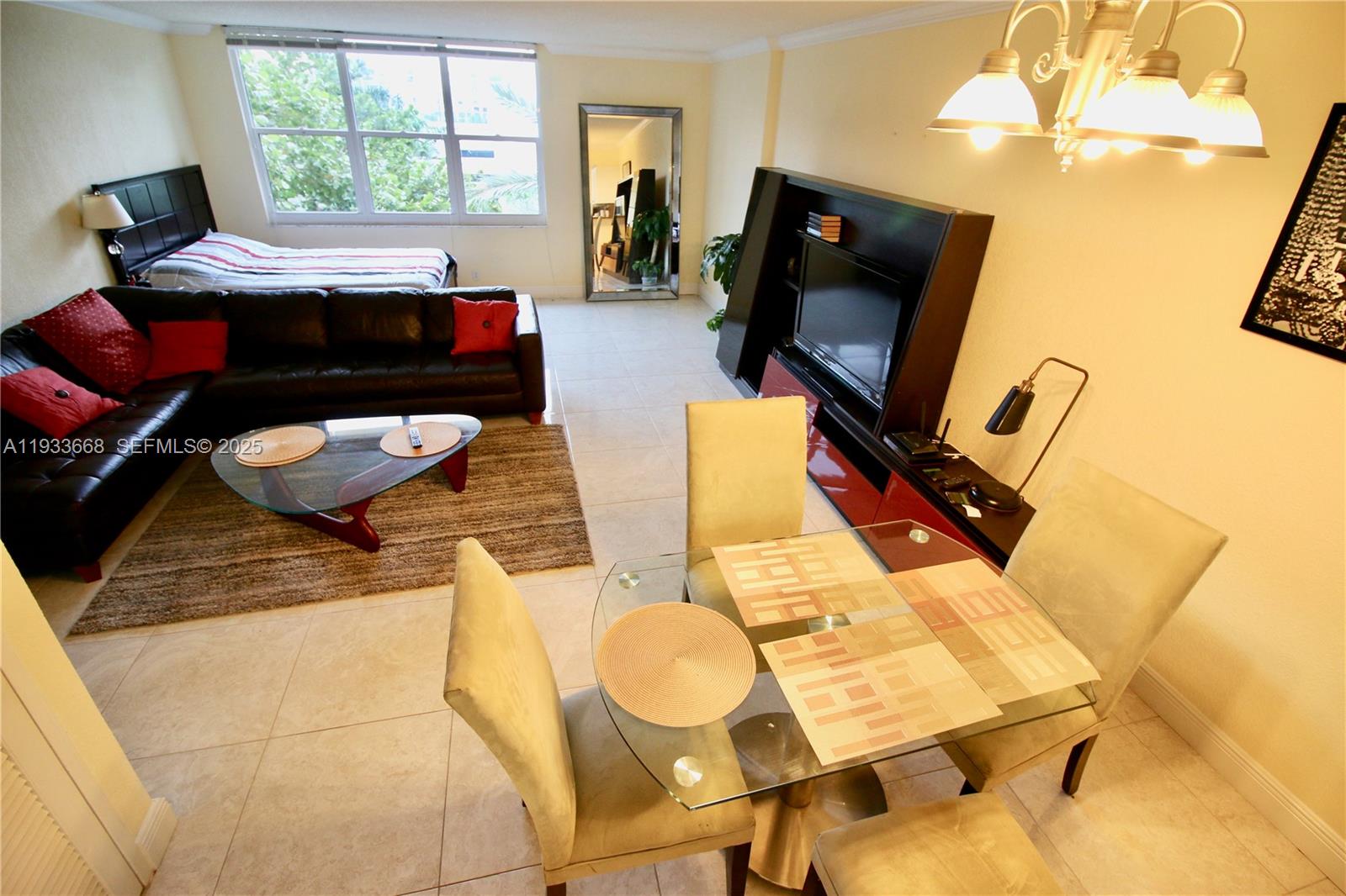 WAVE CONDO - Residential Lease