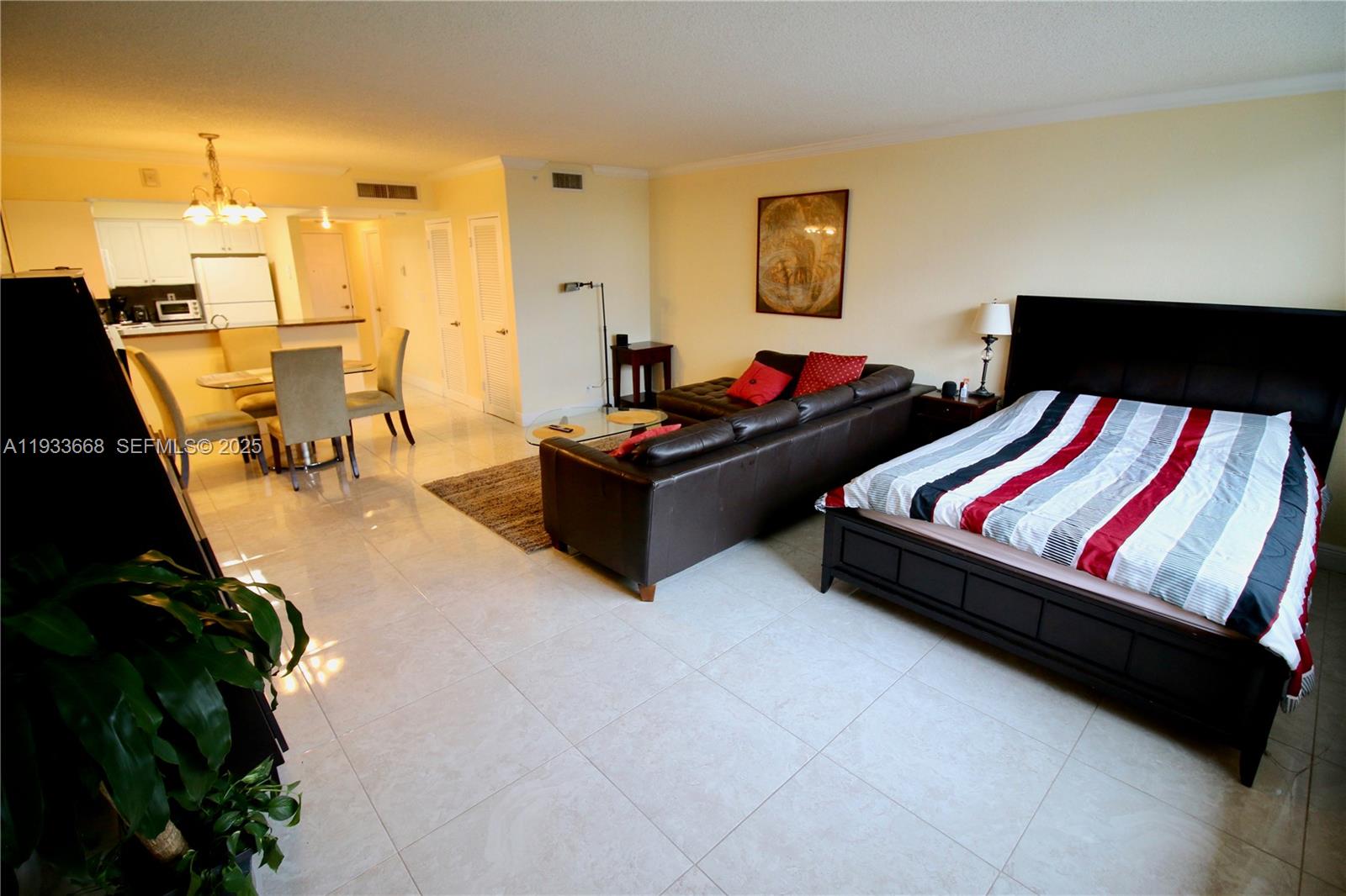 WAVE CONDO - Residential Lease