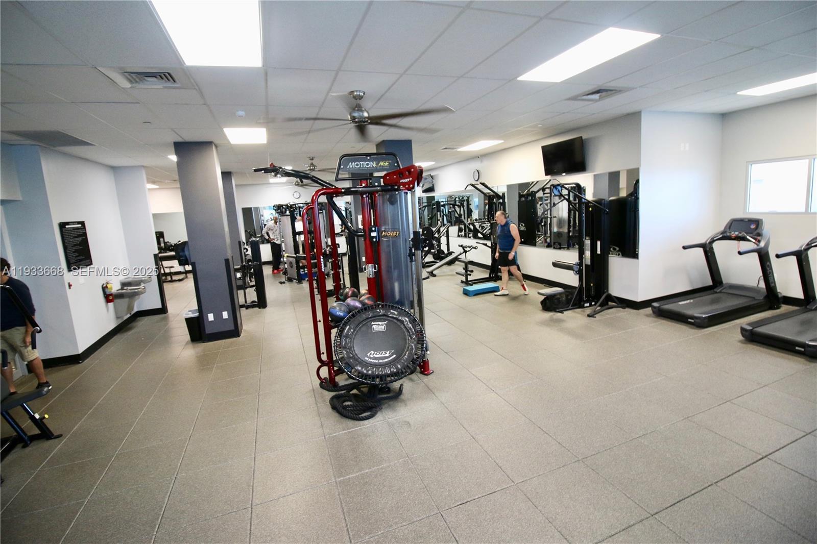 WAVE CONDO - Residential Lease