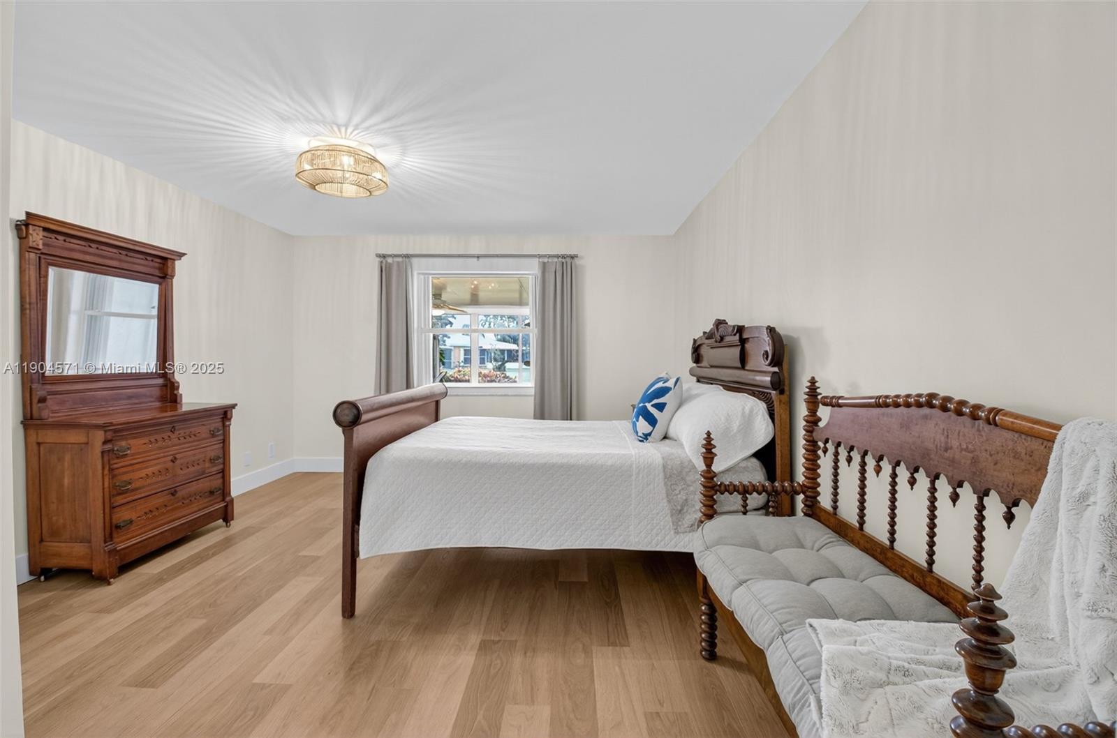 PINES OF DELRAY NORTH CON - Residential