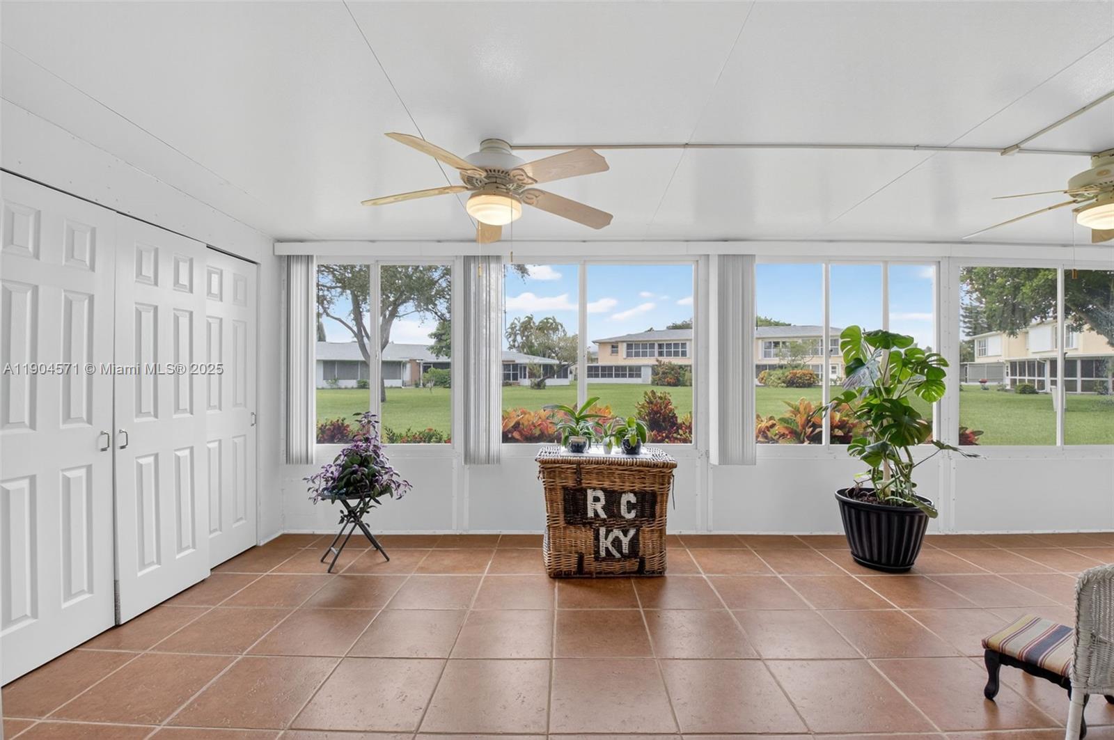 PINES OF DELRAY NORTH CON - Residential