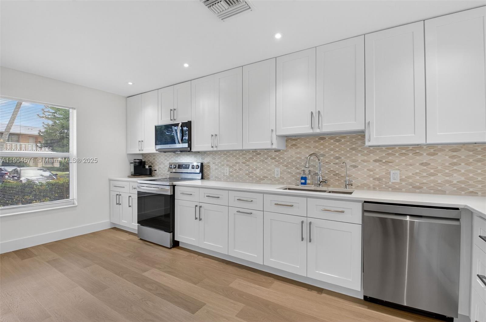 View photos, virtual tours, details... 1520 NW 19th Ter 102