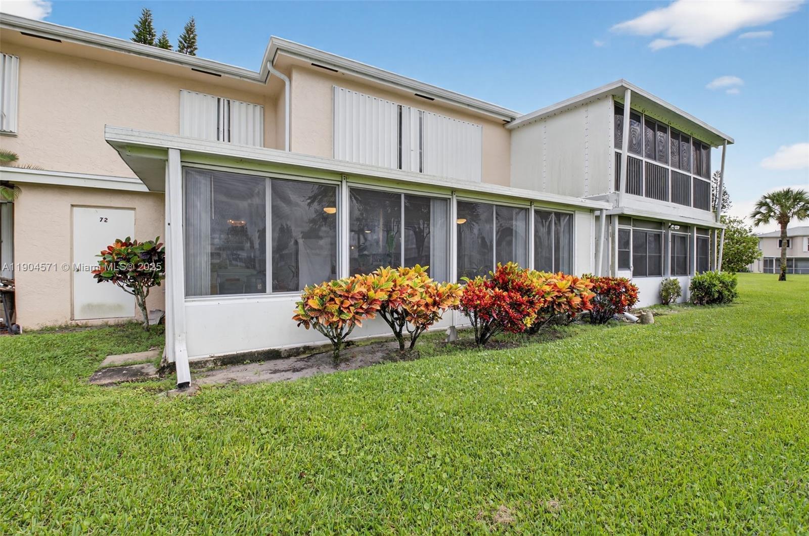 PINES OF DELRAY NORTH CON - Residential