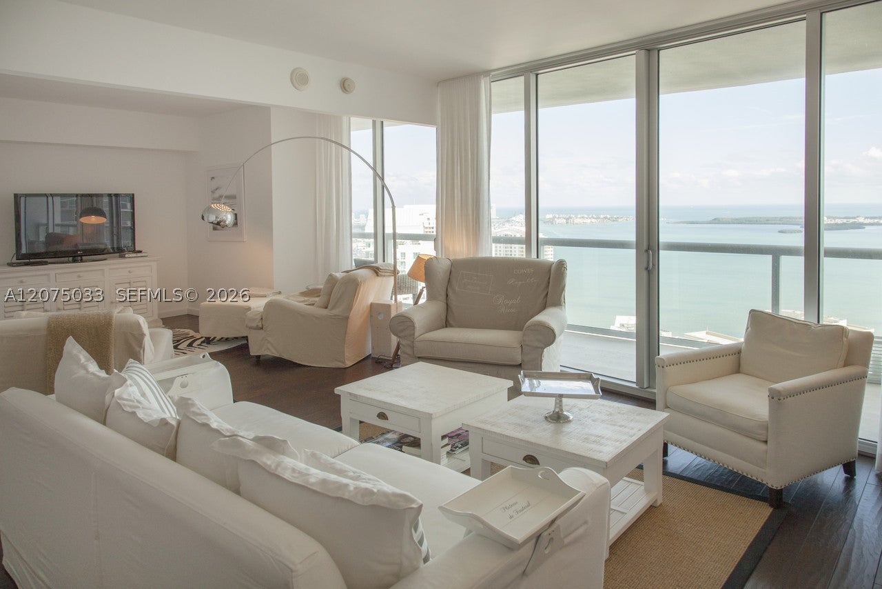 465 Brickell Ave 4703