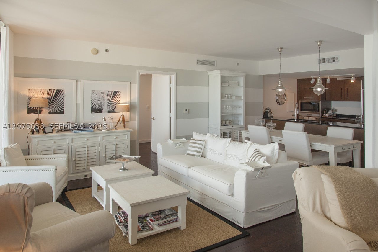 465 Brickell Ave 4703