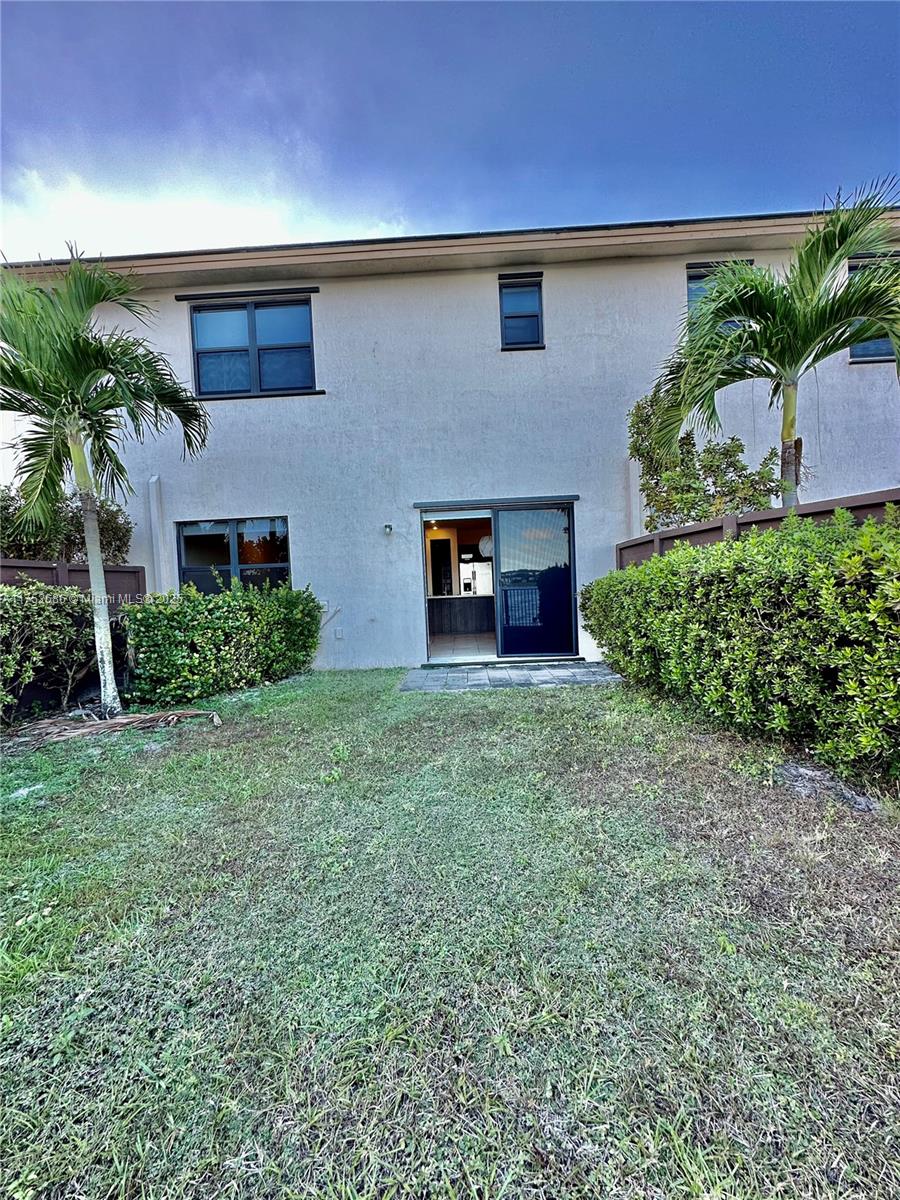 15945 Nw 91 Ct, Miami Lakes, Miami-Dade County, Florida - 3 Bedrooms  
3 Bathrooms - 